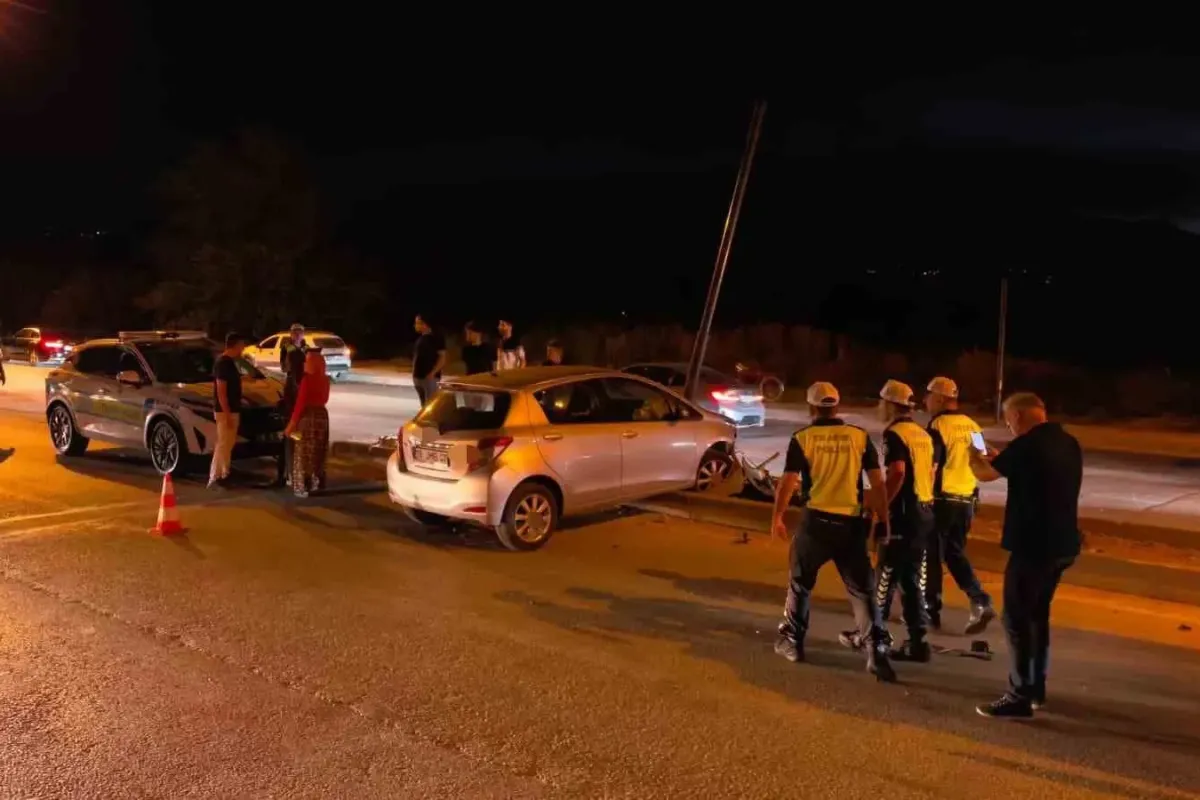 İnegöl’de kazada yaralanan gence ilk müdahaleyi babası yaptı