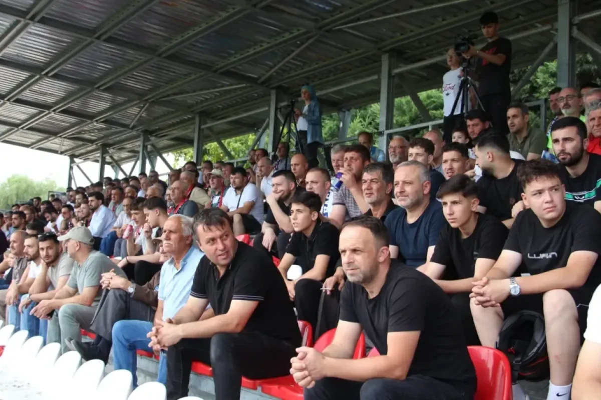 İnegöl Köyler Arası Futbol Turnuvası'nda İlk 3 Hafta Sona Erdi! Namağlup Takımlar Dikkat Çekti