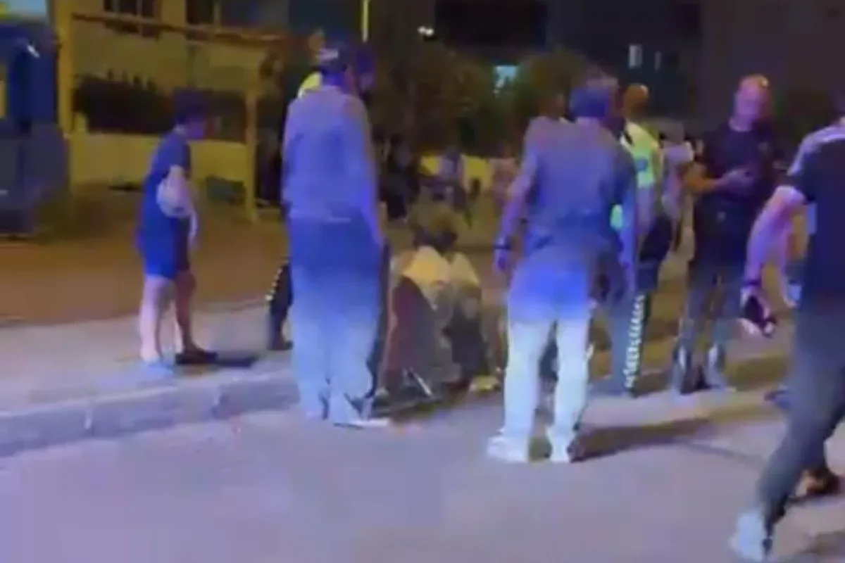 Jiletle genç kızın boynunu kesti!