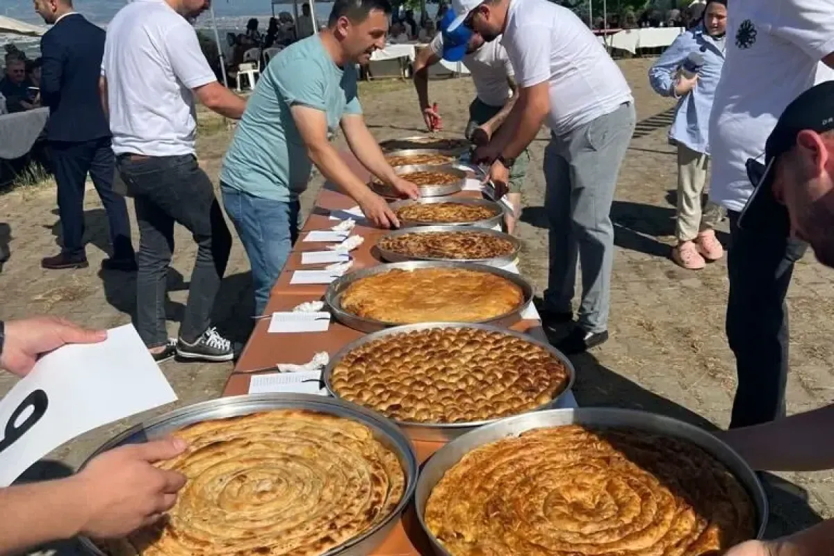 Rumeli Ayhan İnegöl'e Geliyor! 25. Pita Festivali'nin Tarihi Belli Oldu