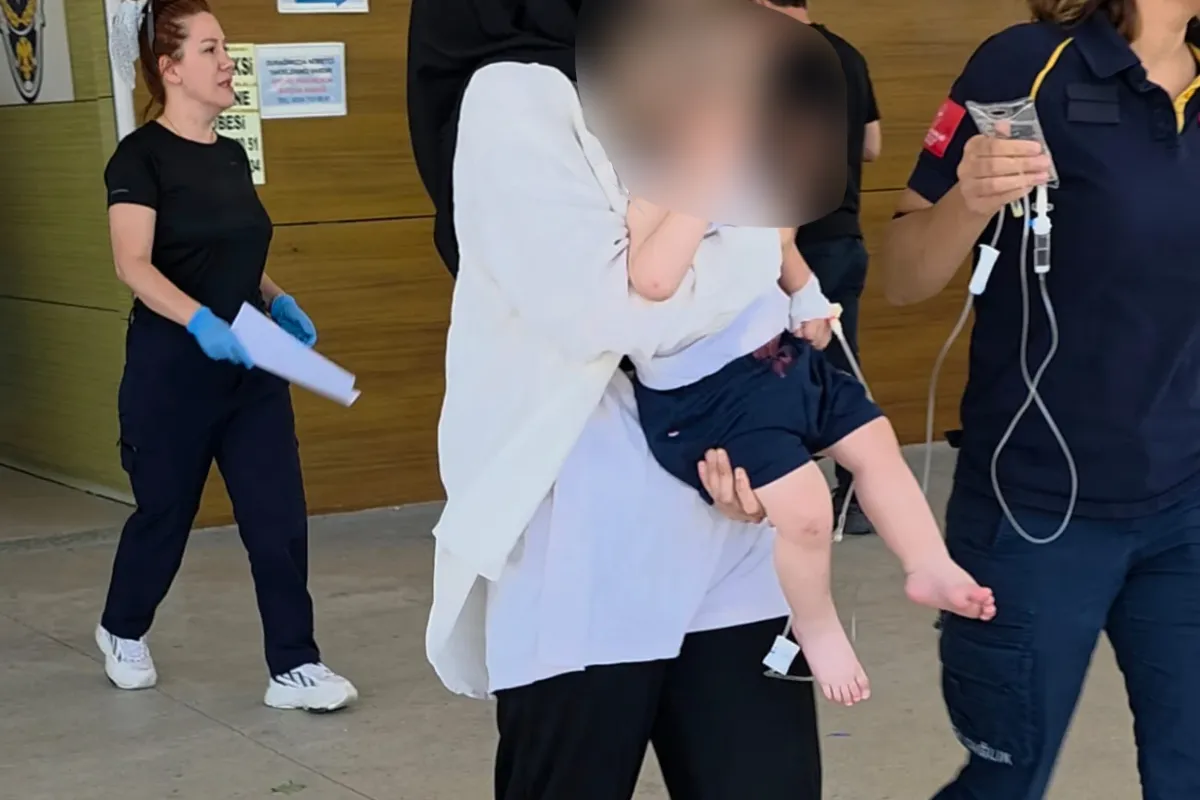 İnegöl'de çamaşır suyu içen bebek Bursa'ya sevk edildi