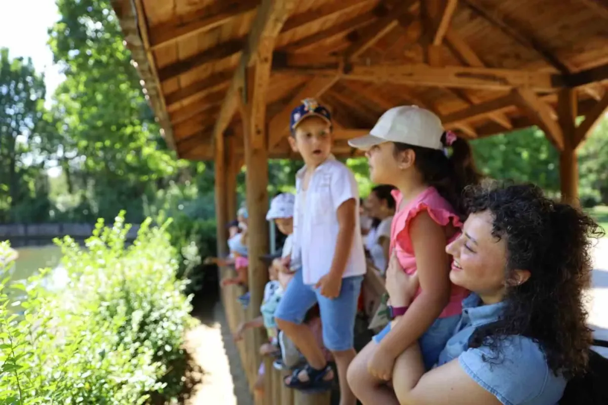 Minik kaşifler hayvanat bahçesinde