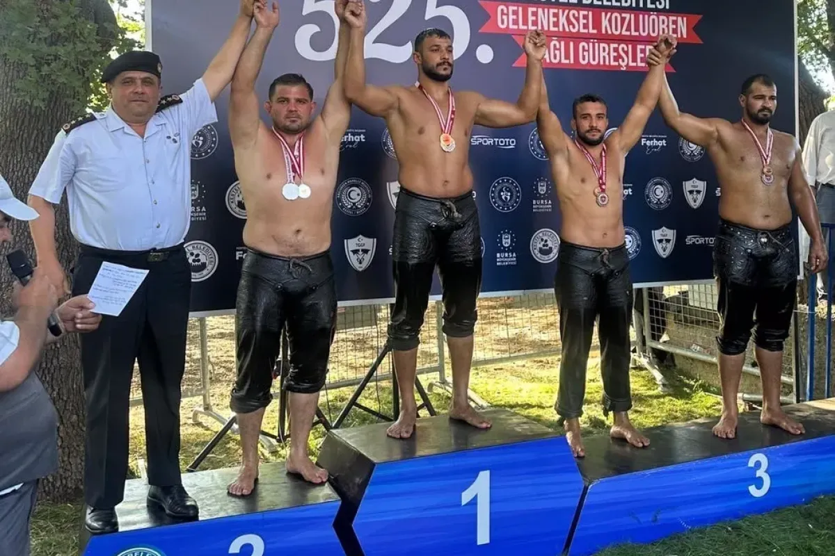 Sakarya Büyükşehir sporcularından 2 farklı branşta derece