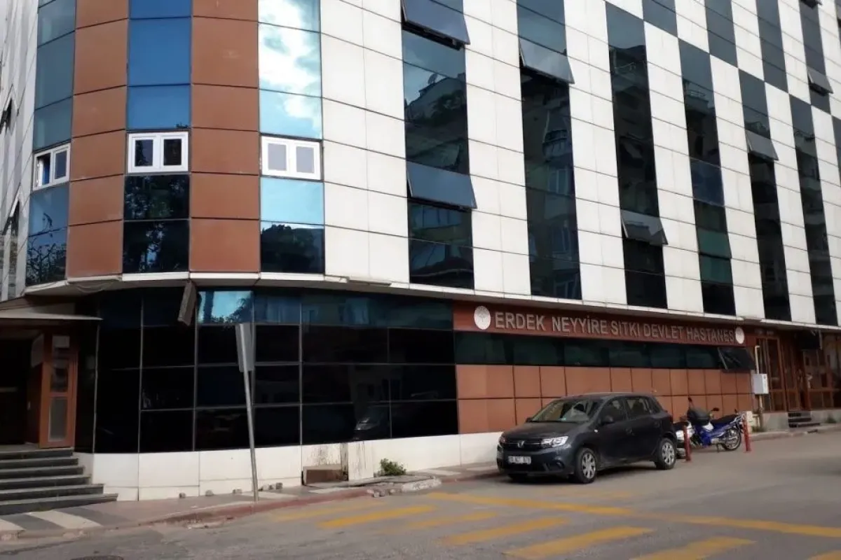 Erdek’te denize giren kadın kurtarılamadı