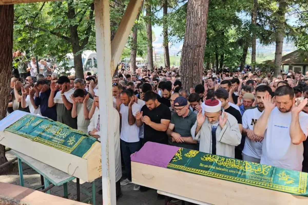 Anne-baba toprağa verildi: Minik Alparslan yaşam mücadelesi veriyor!