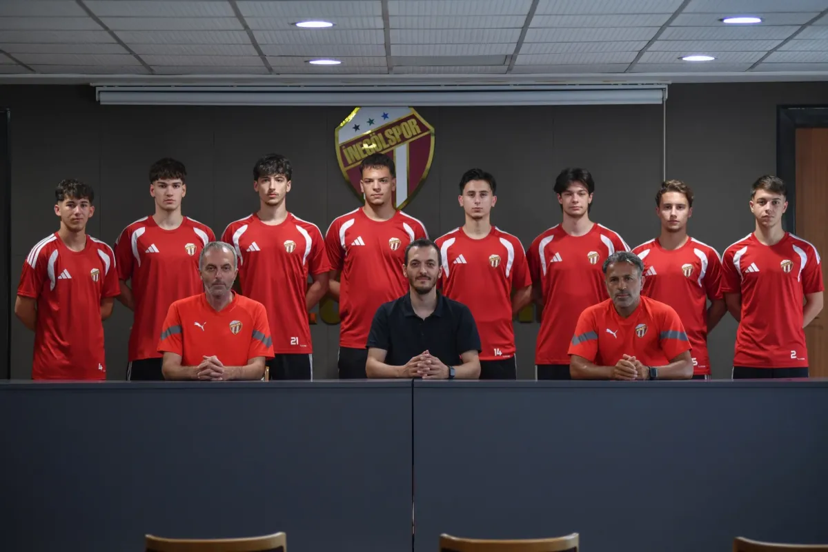 İnegölspor'da 8 Altyapı Oyuncusu A Takım Kampında