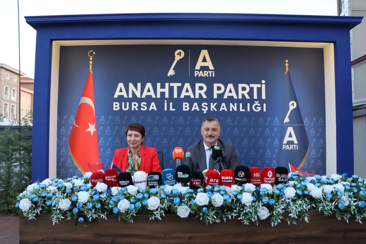 Anahtar Parti'den Bursa için hukuk, ekonomi ve şehircilik uyarısı