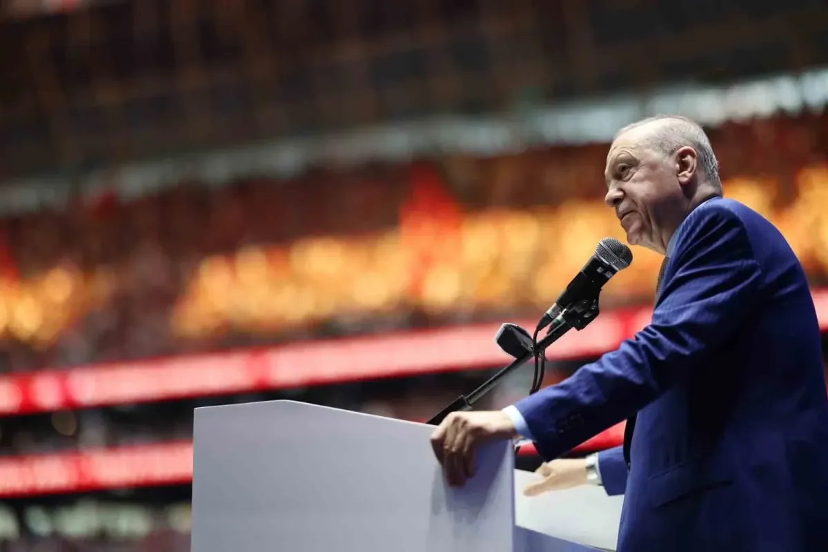 Erdoğan TÜGVA yaz okulları finalinde gençlere seslendi
