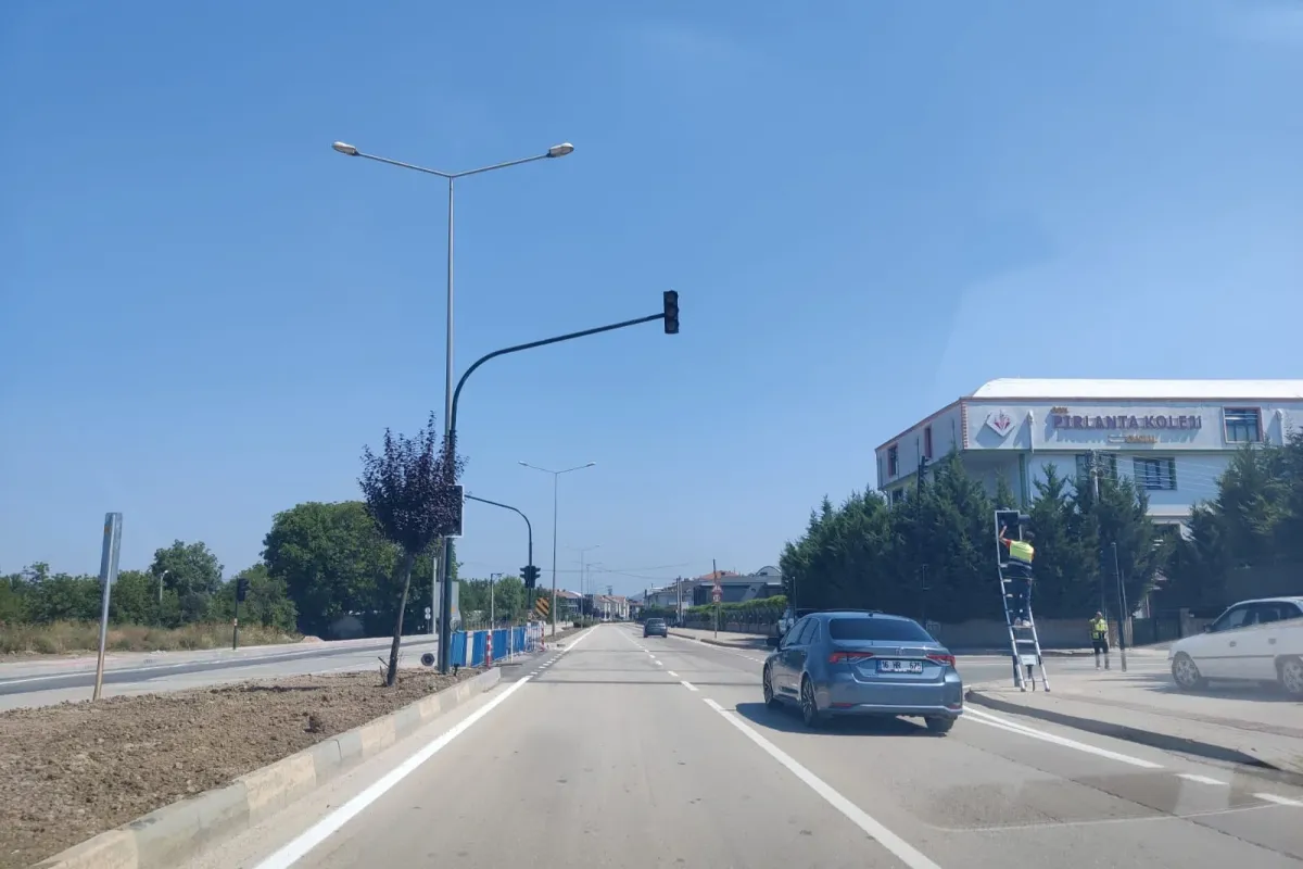 Ahmet Türkel Çevre Yolunu Kullanacaklar Dikkat! Trafik Işıkları Devreye Alınıyor