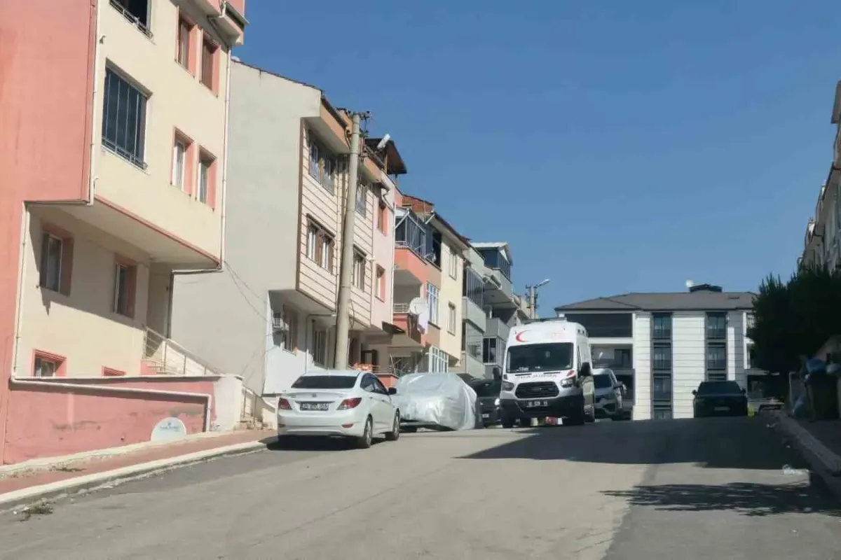 Bursa’da 50 yaşındaki adam evinde ölü bulundu