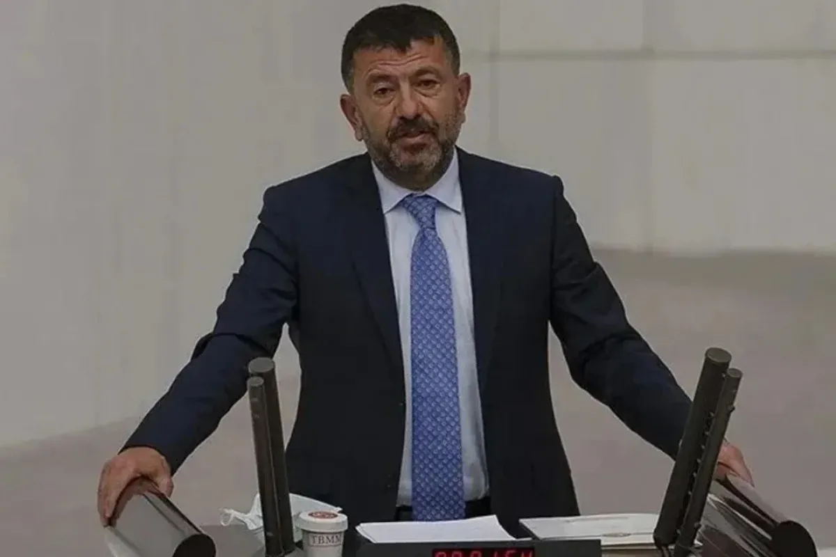 Veli Ağbaba’nın abisi Hür Ağbaba neden gözaltına alındı?