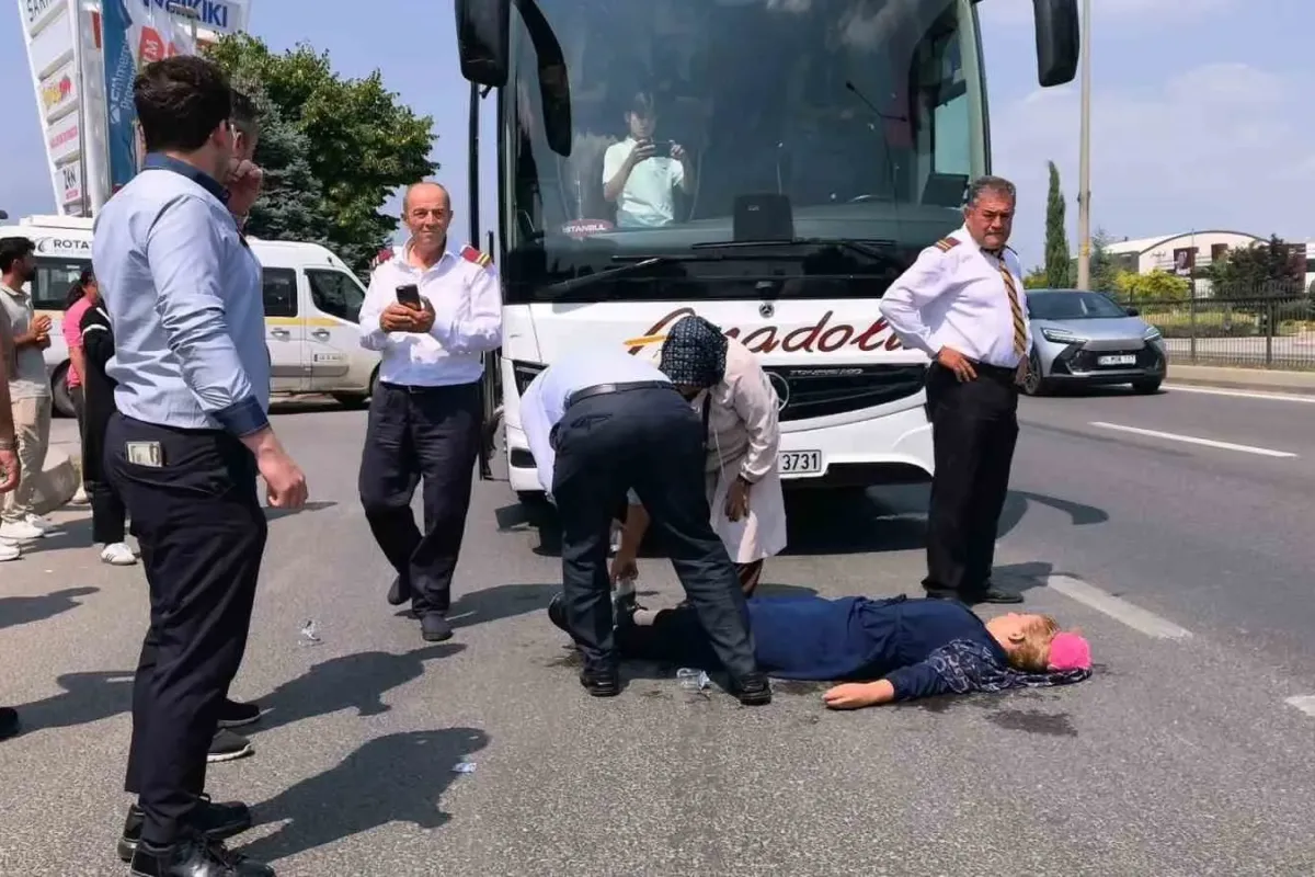 Yolcu otobüsünün çarptığı kadın ağır yaralandı