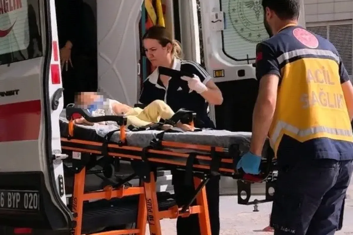 Balkondan düşen 1,5 yaşındaki çocuk ağır yaralandı