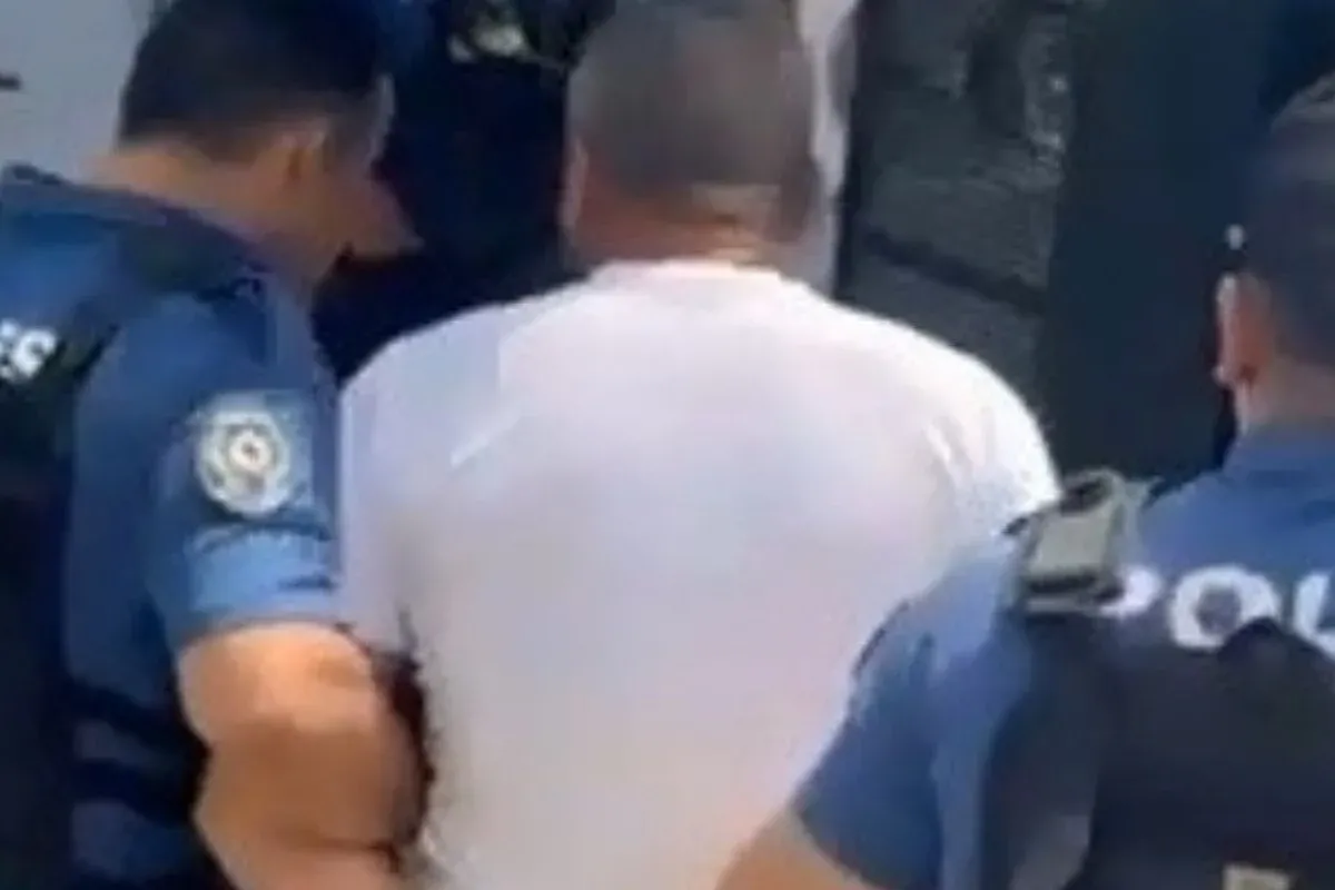 10 yıl hapis cezası olan şahıs kıskıvrak yakalandı!