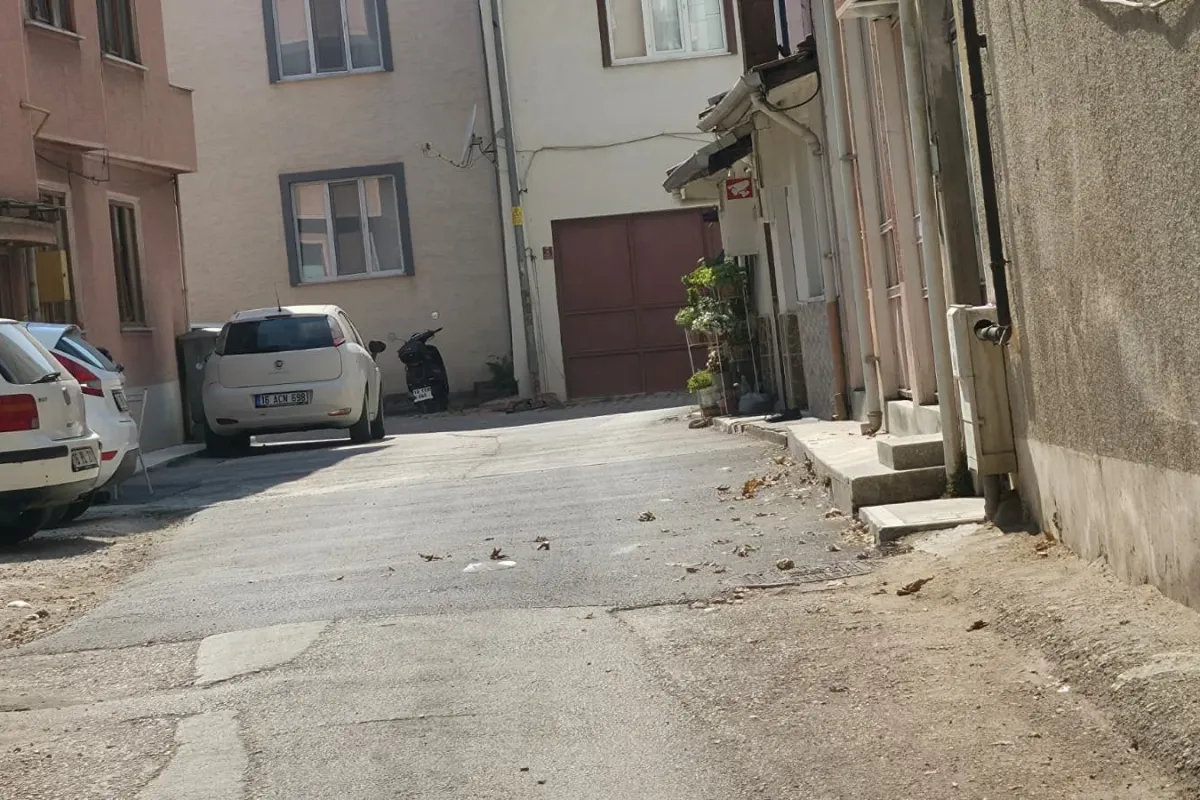 İnegöl'de evinde ölü bulundu!