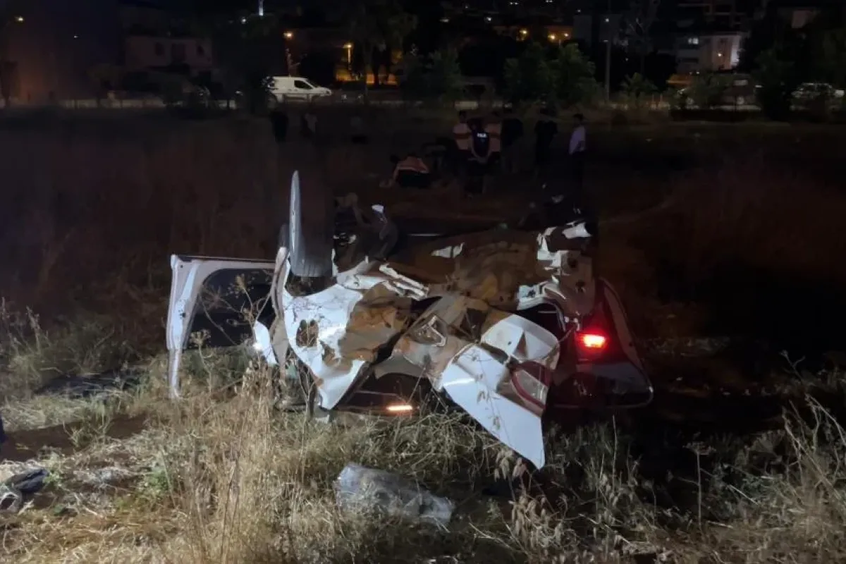 Gece yarısı tarlaya uçtu! Çok sayıda yaralı var