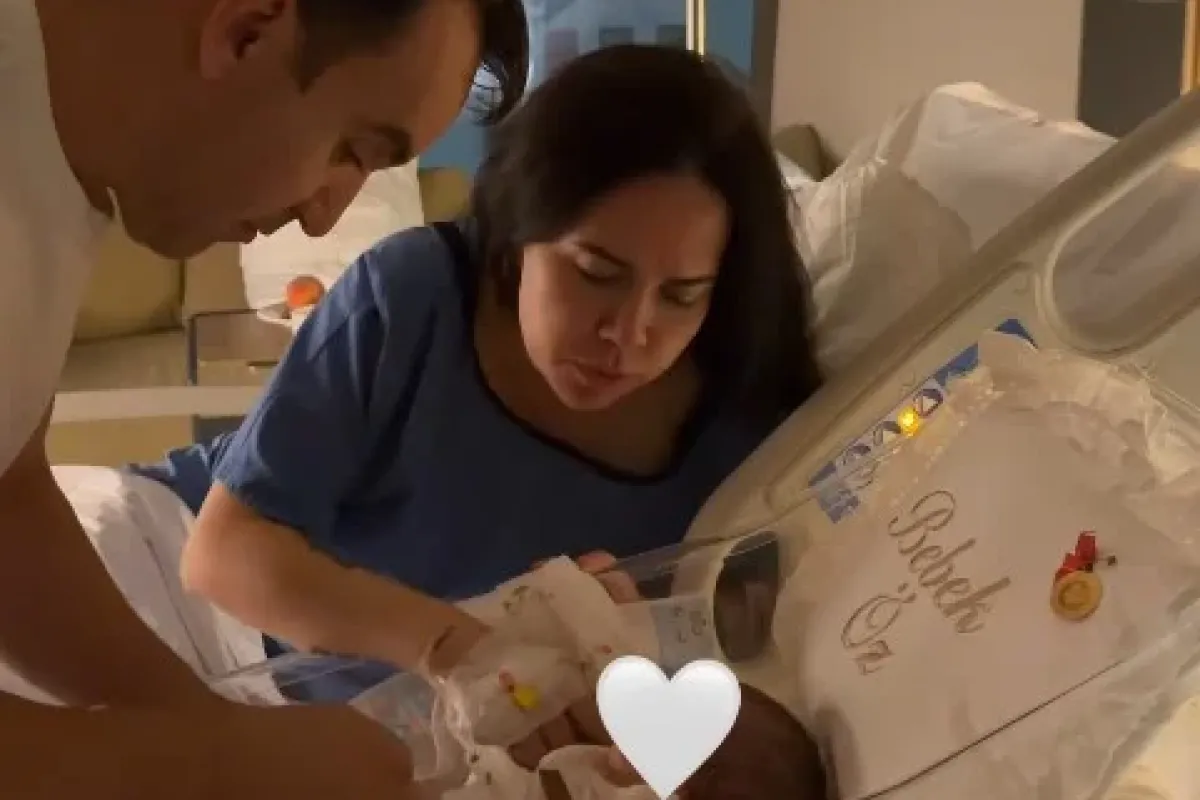 Özlem Öz 5. Kez Anne Oldu! Ailenin Çocuk Sayısı Beşe Çıktı