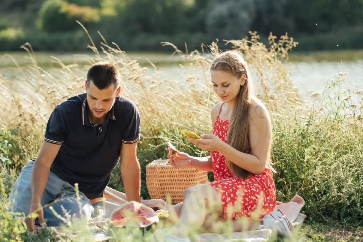 Phubbing Nedir? Çiftlerin Yeni Sorunu Gündeme Geldi