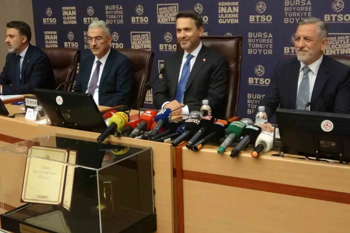 Bakan Bayraktar: "Enerji meselesi milli güvenlik meselesidir"