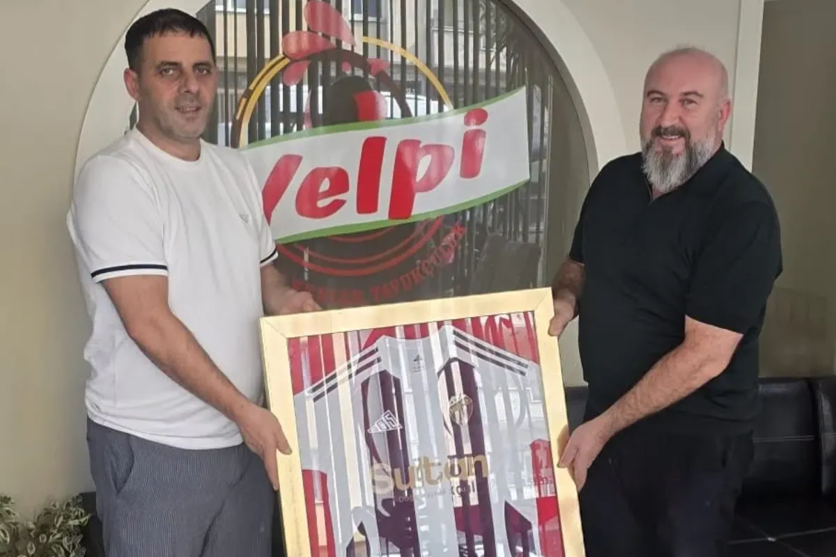 Yelpi Piliç’ten Sultan Su İnegölspor’a Yeni Sezon Desteği