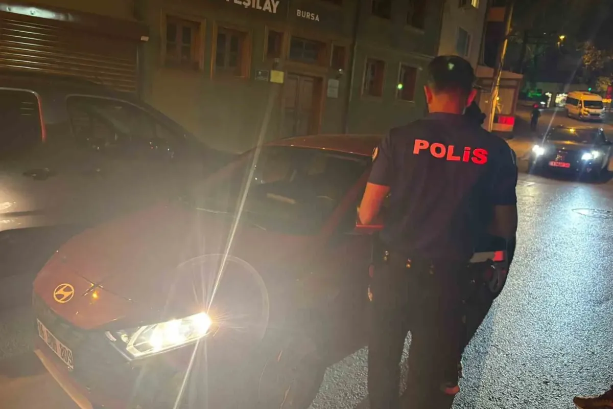 Bursa’da ’Huzur’ denetimlinde 3 aranan şahıs yakalandı
