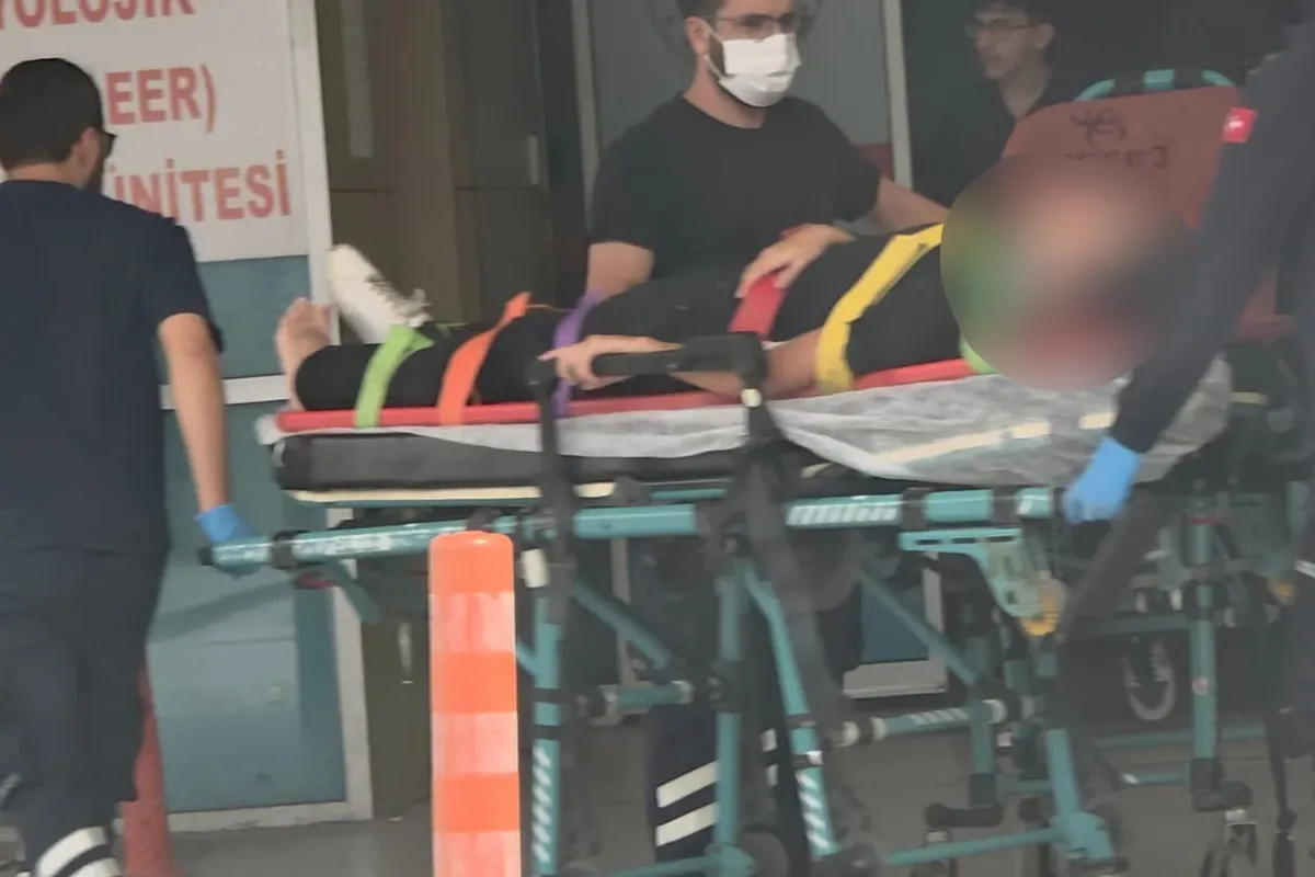 İnegöl’de Kavşakta Kaza! 15 Yaşındaki Çocuk Hastanelik Oldu