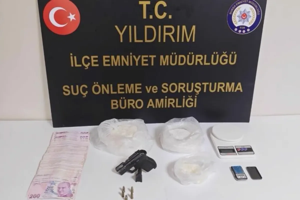 1.2 kilo metamfetaminle yakalandı