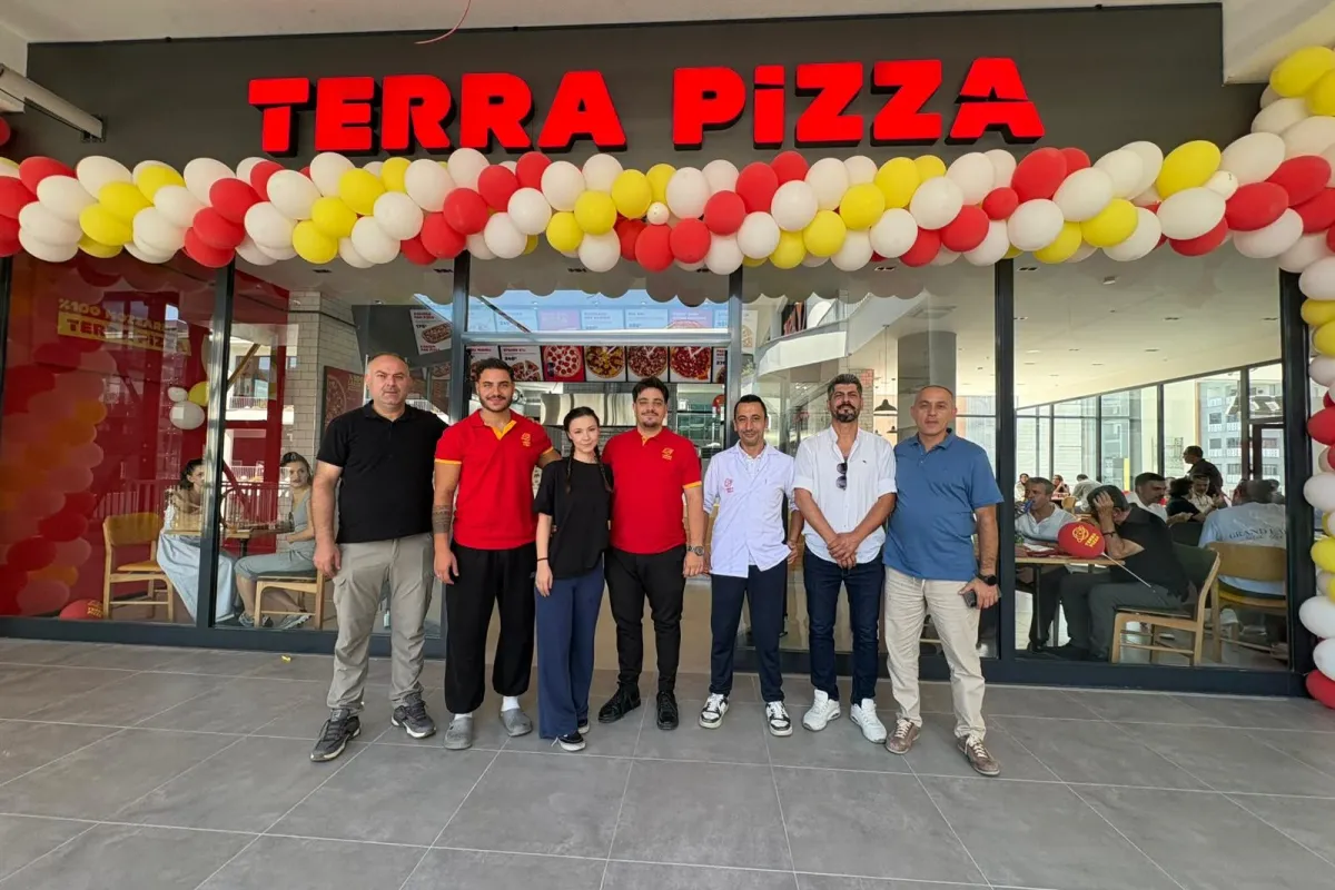 Terra Pizza Bursa Ataevler şubesini hizmete açtı