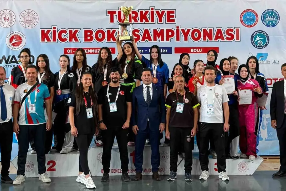Milliler Bursalı Gizem hocaya emanet