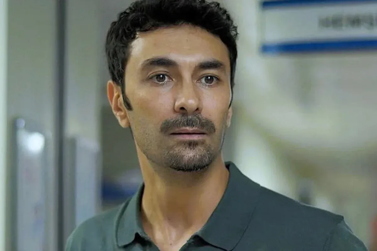 Uzak Şehir Ufuk kimdir? Mehmet Koran Fırat hangi dizilerde oynadı