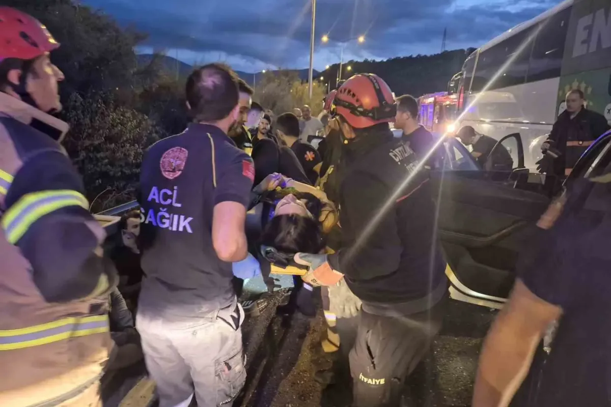 İstanbul-İzmir Otoyolu’nda zincirleme kaza: 11 yaralı
