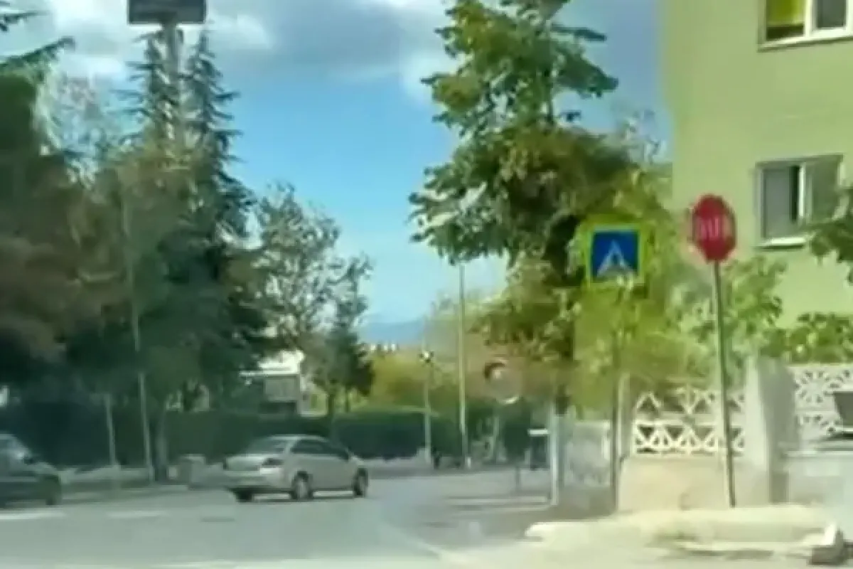 Bursa’da otomobille drift yapan sürücü kameraya yansıdı