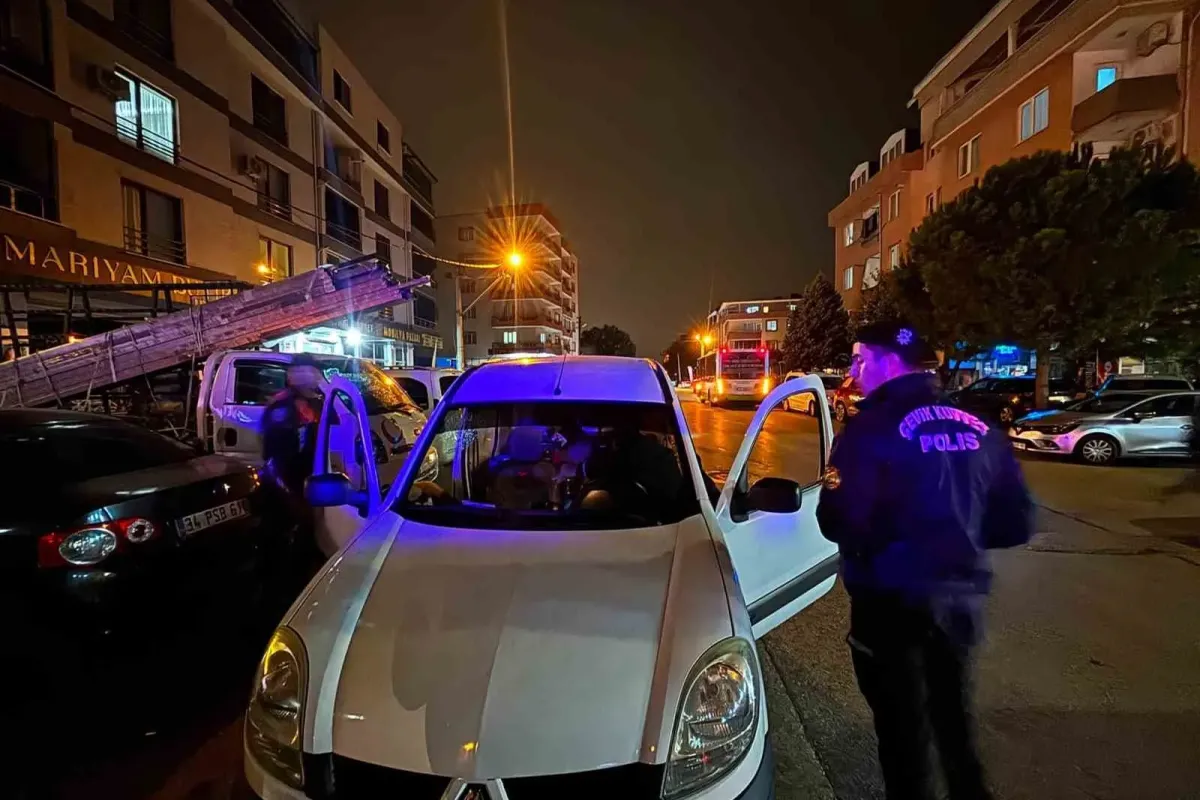 Bursa’da 1000 polisle asayiş uygulaması: Ruhsatsız tabanca ve uyuşturucu ele geçirildi