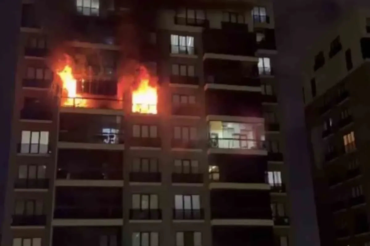 Bursa’da apartman dairesinde yangın: 4 kişi dumandan etkilendi