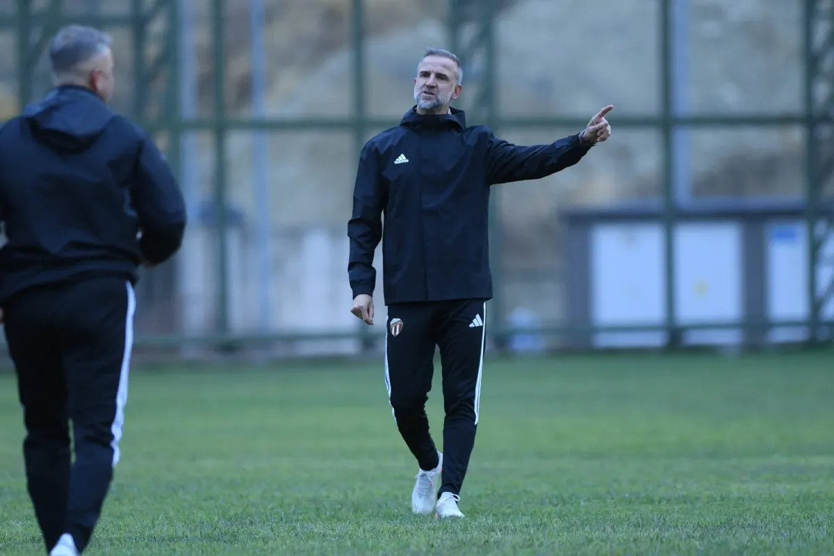 Eski Kaptan İsmail Serbest İnegölspor’da Göreve Başladı