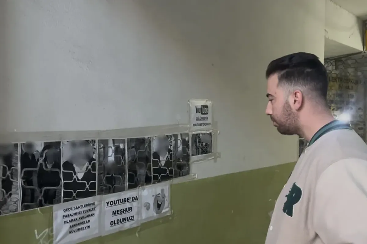 Bursa’da pasaj sahibinden ‘ibretlik’ çözüm: Tuvaletini yapanların fotoğrafını tek tek duvara astı