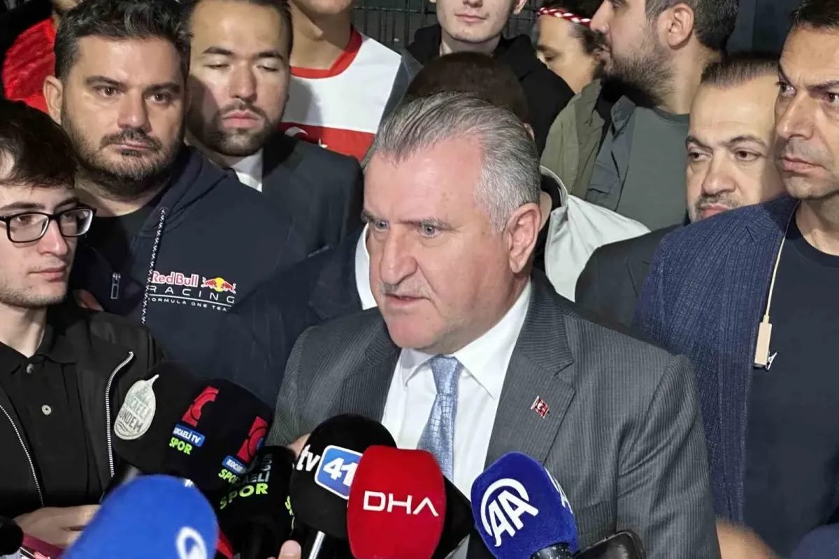 Gençlik ve Spor Bakanı Bak, Türkiye-Fransa maçını değerlendirdi