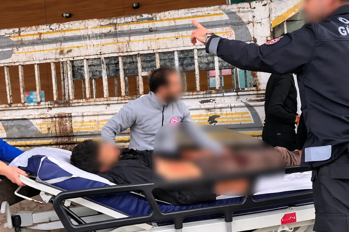 İnegöl'de kanlar içinde kalan genç hastaneye kaldırıldı!