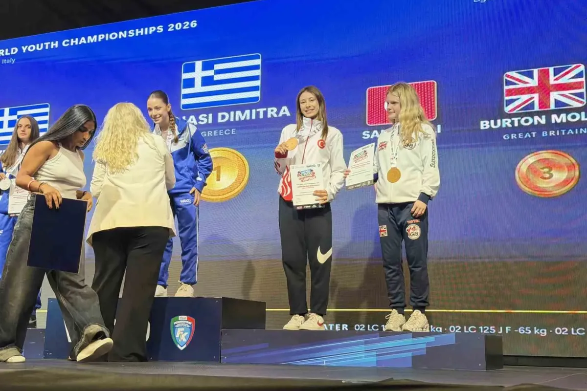 Bursalı milli sporcu Aslı Salım, İtalya’da dünya üçüncüsü oldu