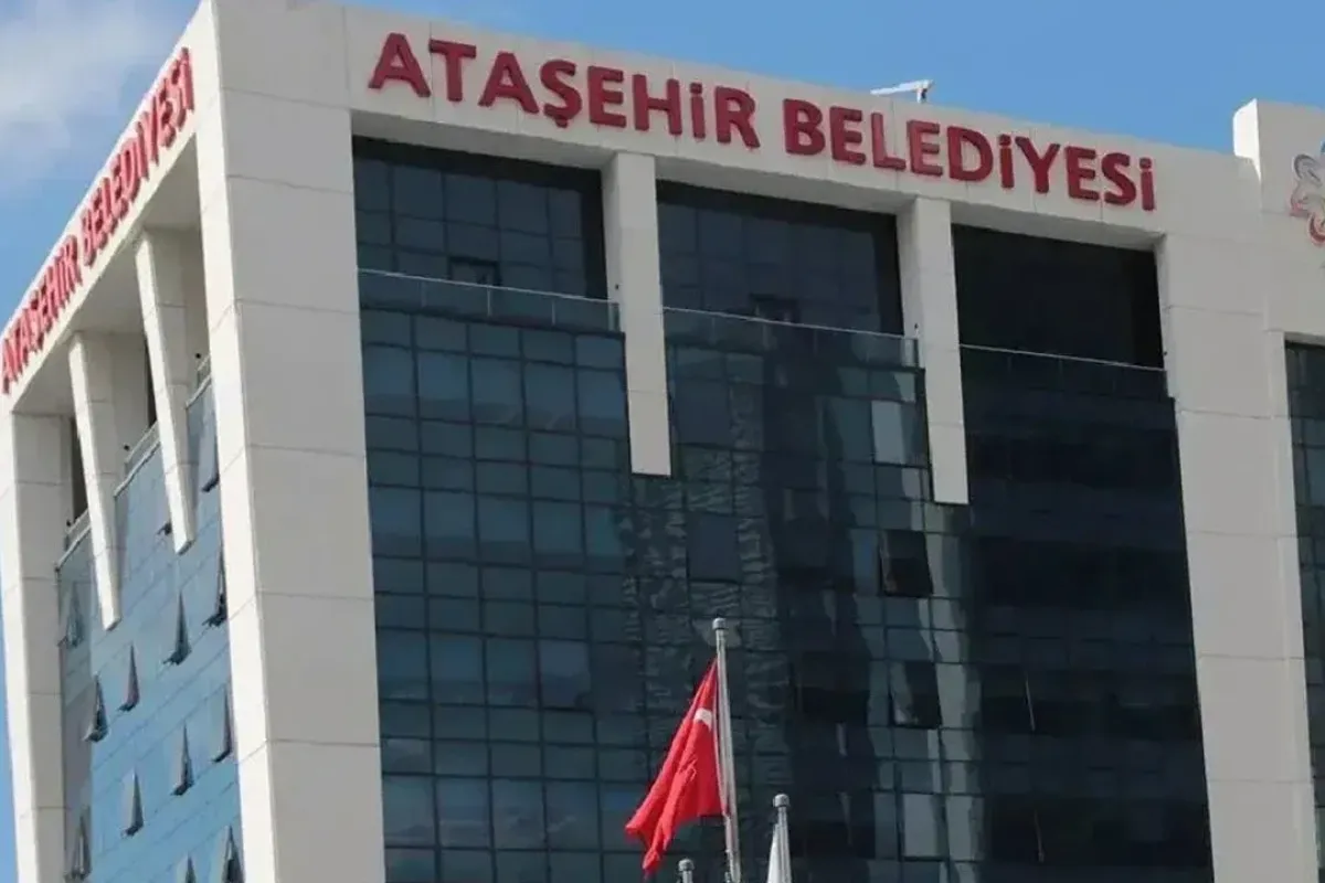 Ataşehir Belediyesi meclisinde çoğunluk hangi partide?