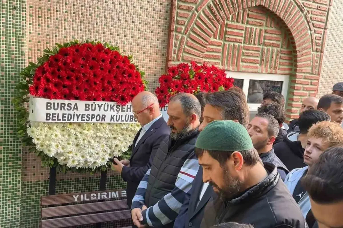 Bursa’da 13 yaşındaki güreşçi Yusuf Taha Turp gözyaşları içinde son yolculuğuna uğurlandı