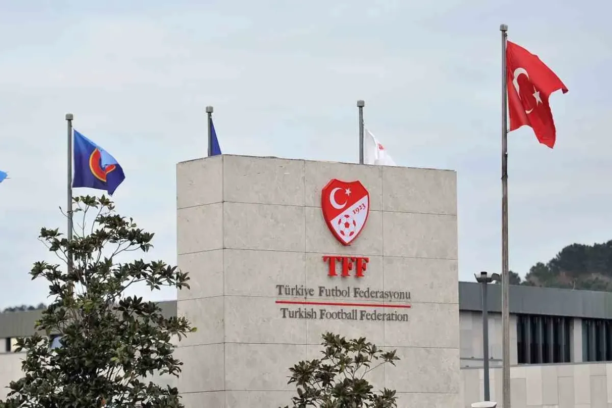 Futbolda 44 kulüp lisans aldı