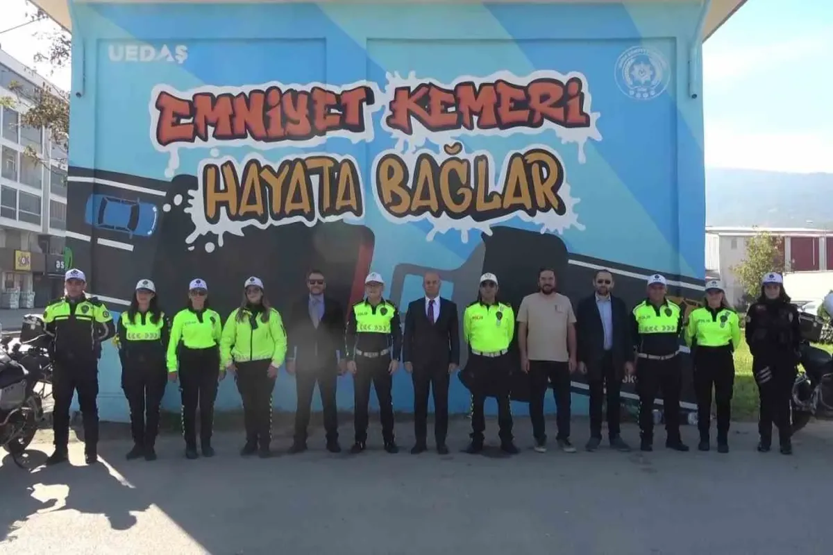 Trafolar emniyet kemeri için uyarıyor
