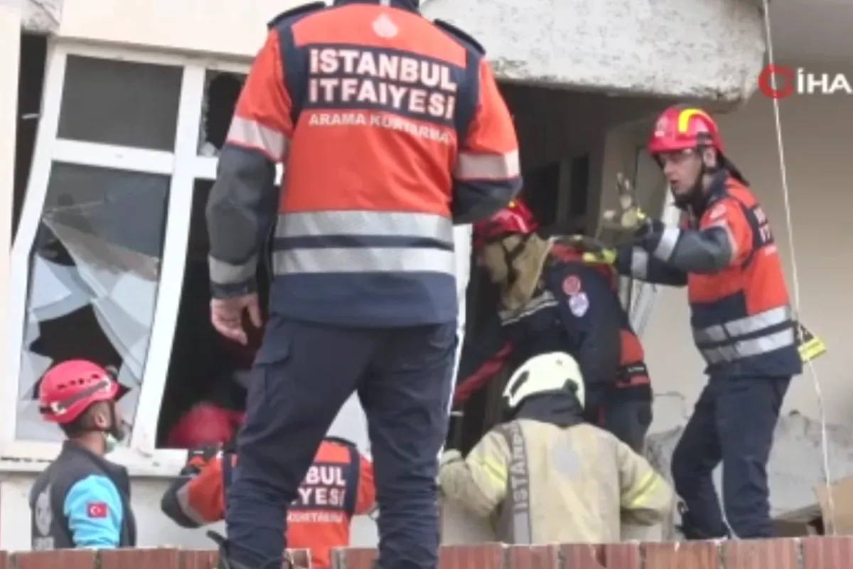 Maltepe’deki Binada Enkaz Altında Kalan Var Mı?