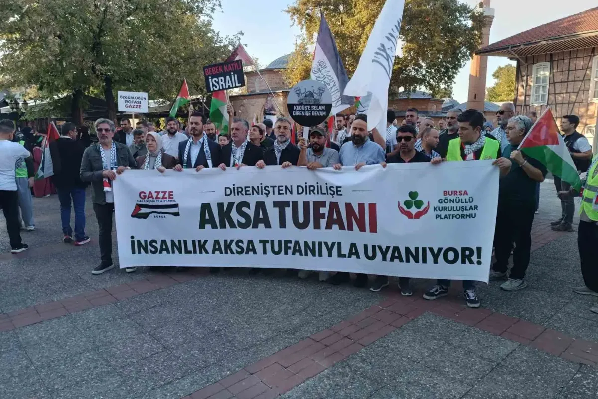 Bursa’da Filistin’e destek yürüyüşü düzenlendi