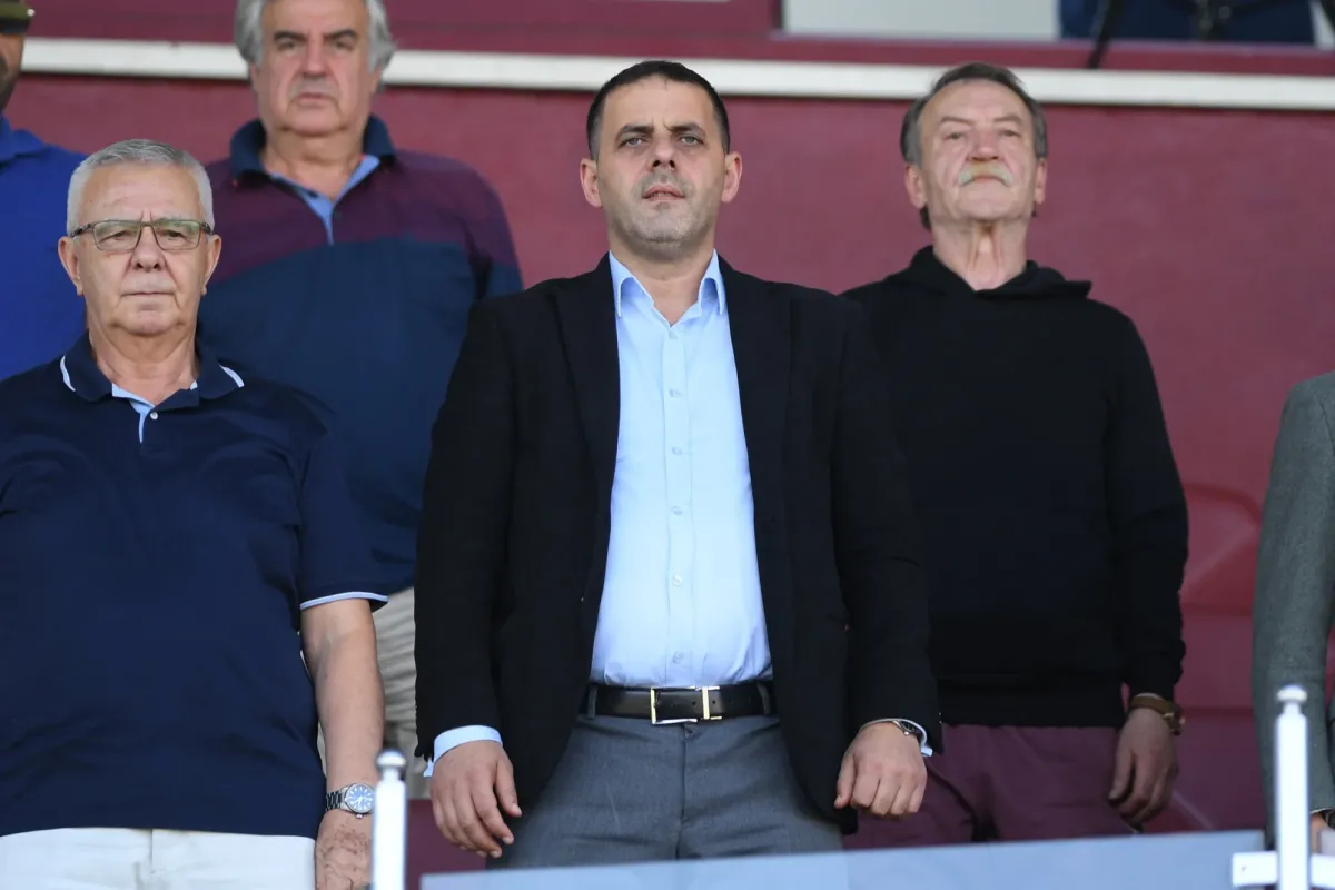 İnegölspor Teknik Direktörü Serbest: Pes etmek yok!