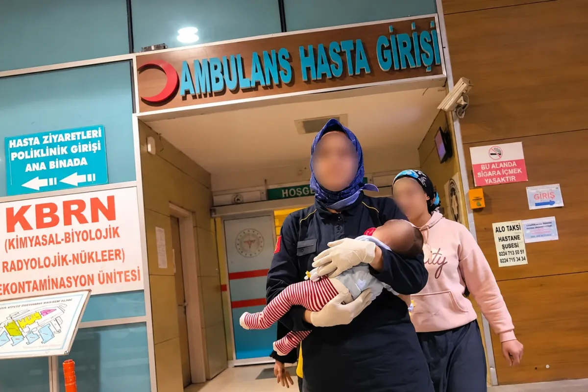 İnegöl'de kanepeden düşen bebek beyin kanaması geçirdi!