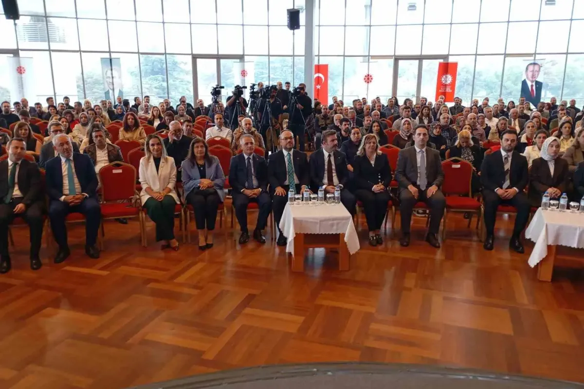 Bursa’da "İletişim Yüzyılı, Güçlü İletişim, Etkin Kamu" programı gerçekleştirildi