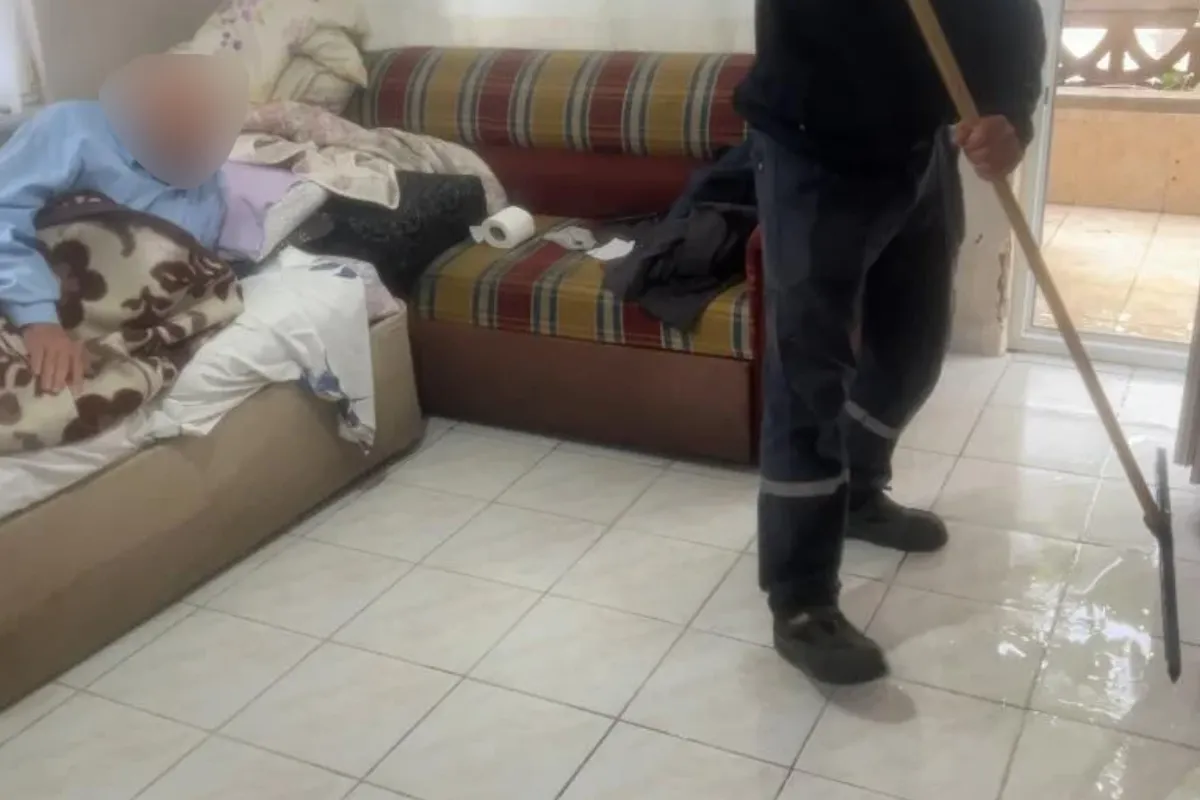 Apartmanı su bastı! Ekipler mahsur kalan vatandaş için seferber oldu