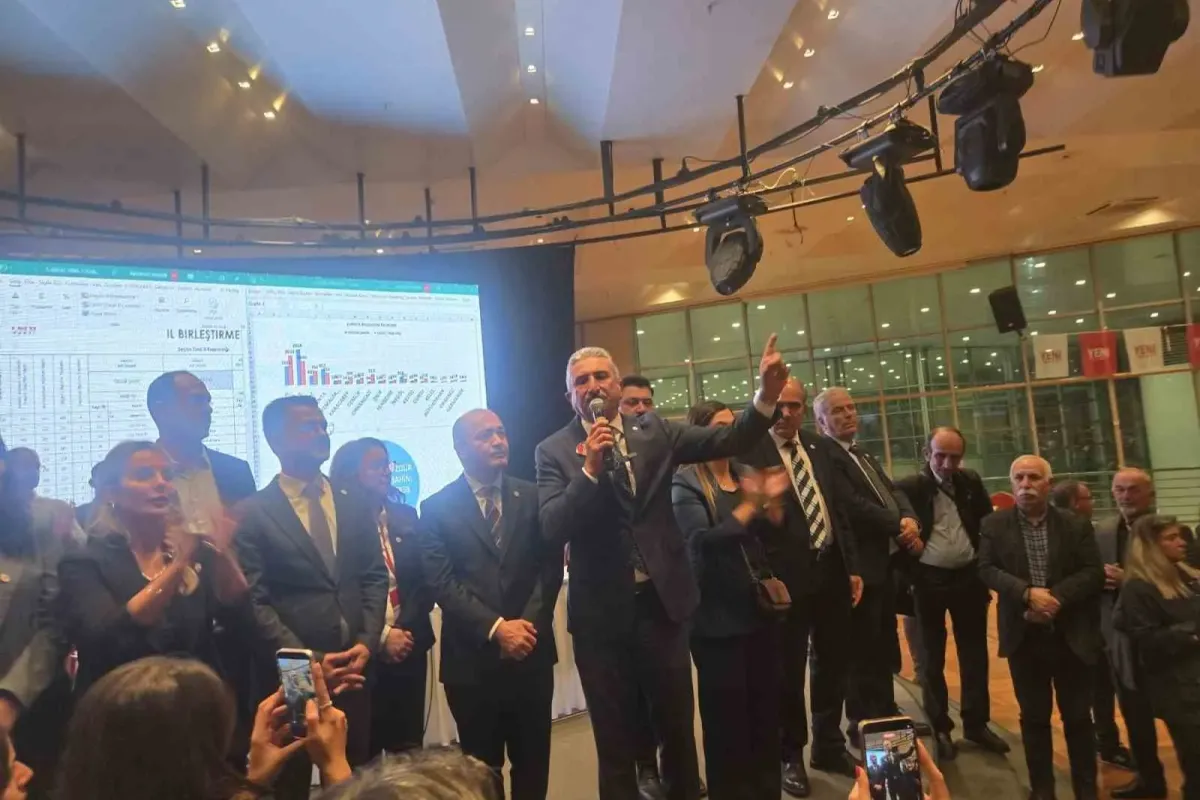 Yeni Parti Bursa’da Nihat Yeşiltaş güven tazeledi